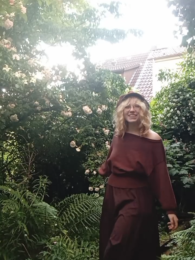 @Mia_loves_cats