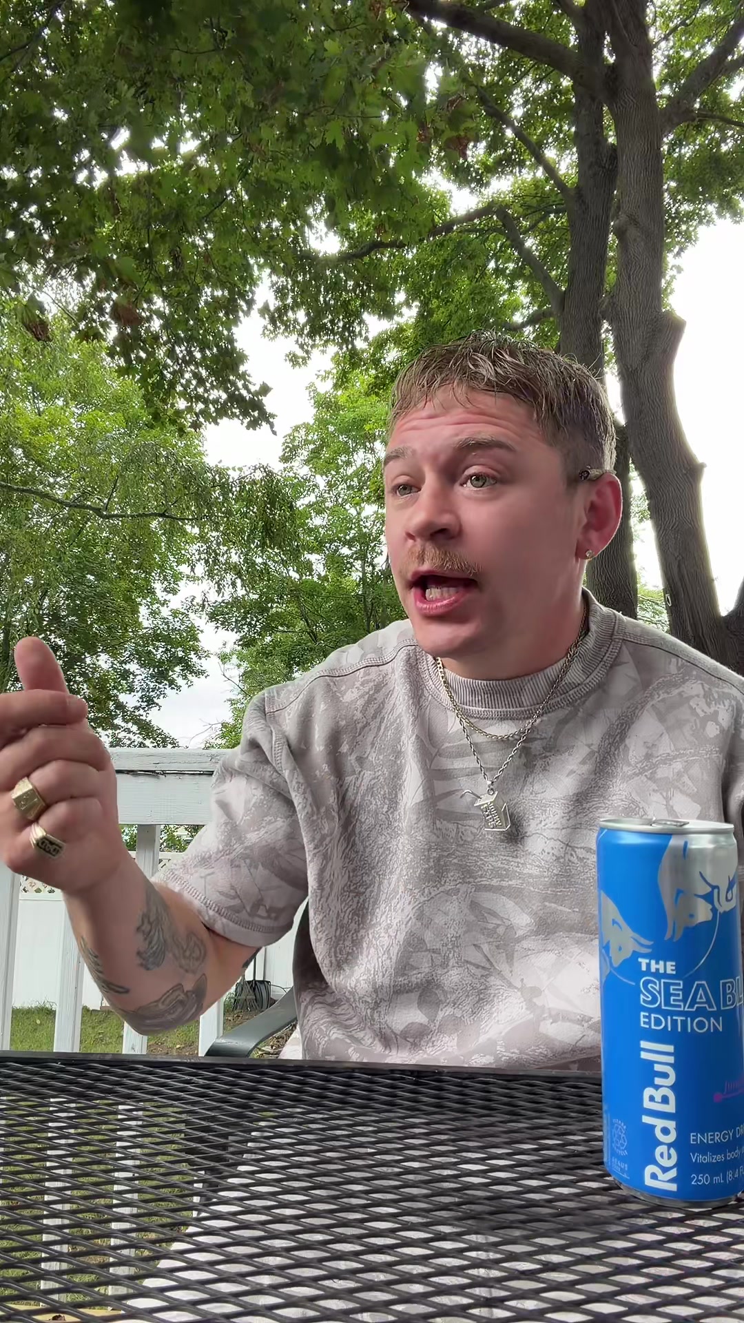 @🧃JonnySips_2.0🧃