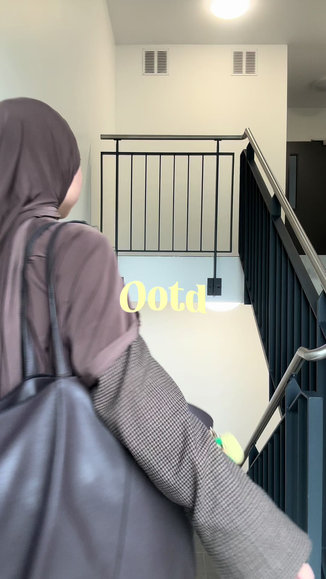 @Ayiseven
