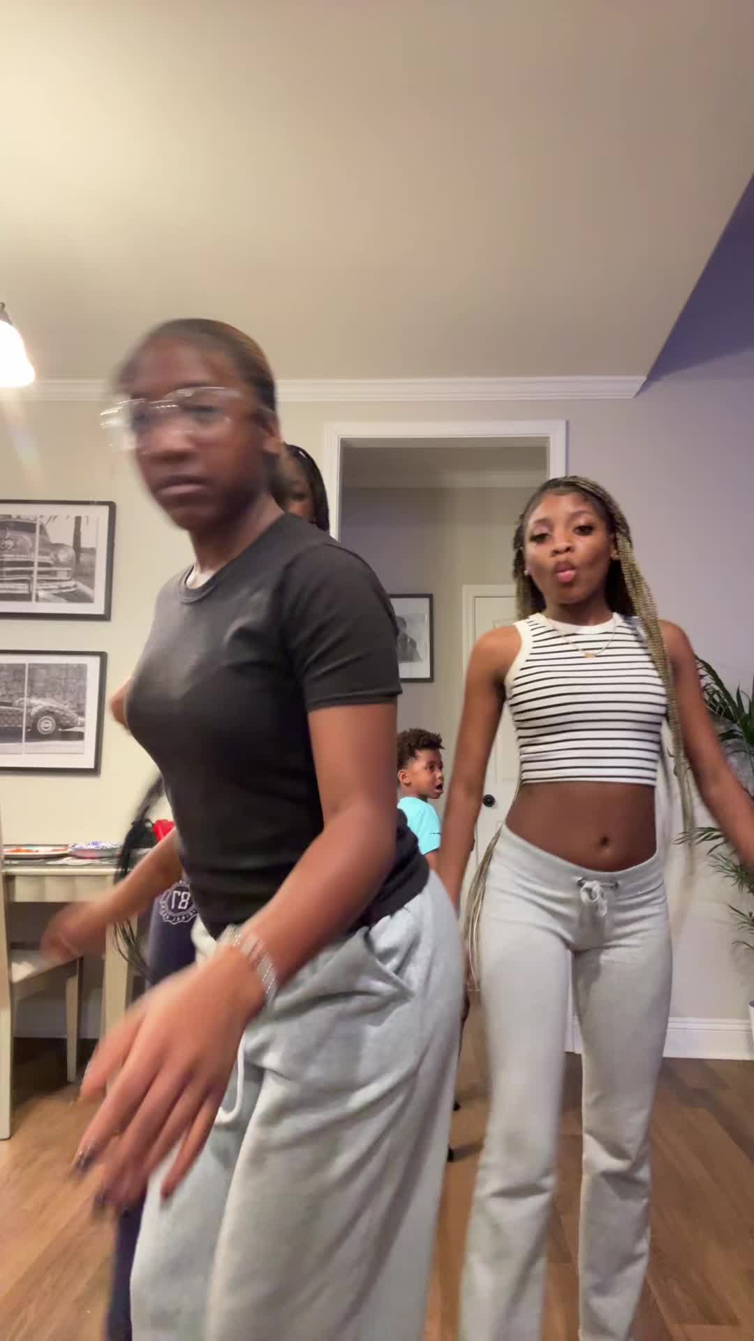 @🕷️Kia+ari😵&zwj;💫