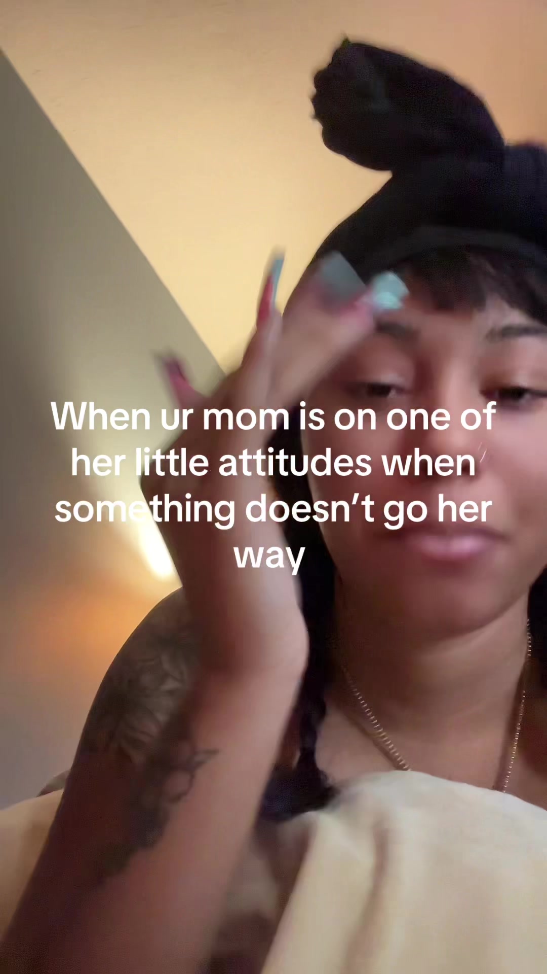@☥