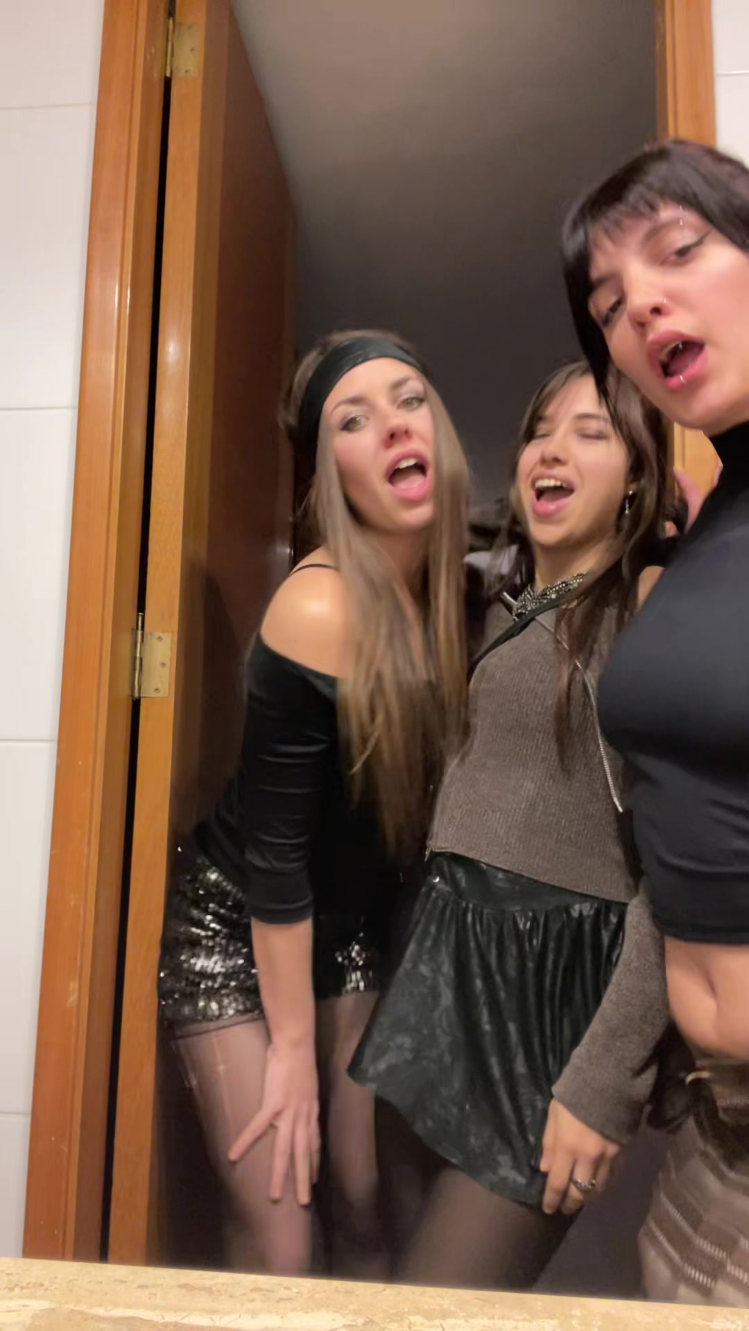 @Navajaxhikita99