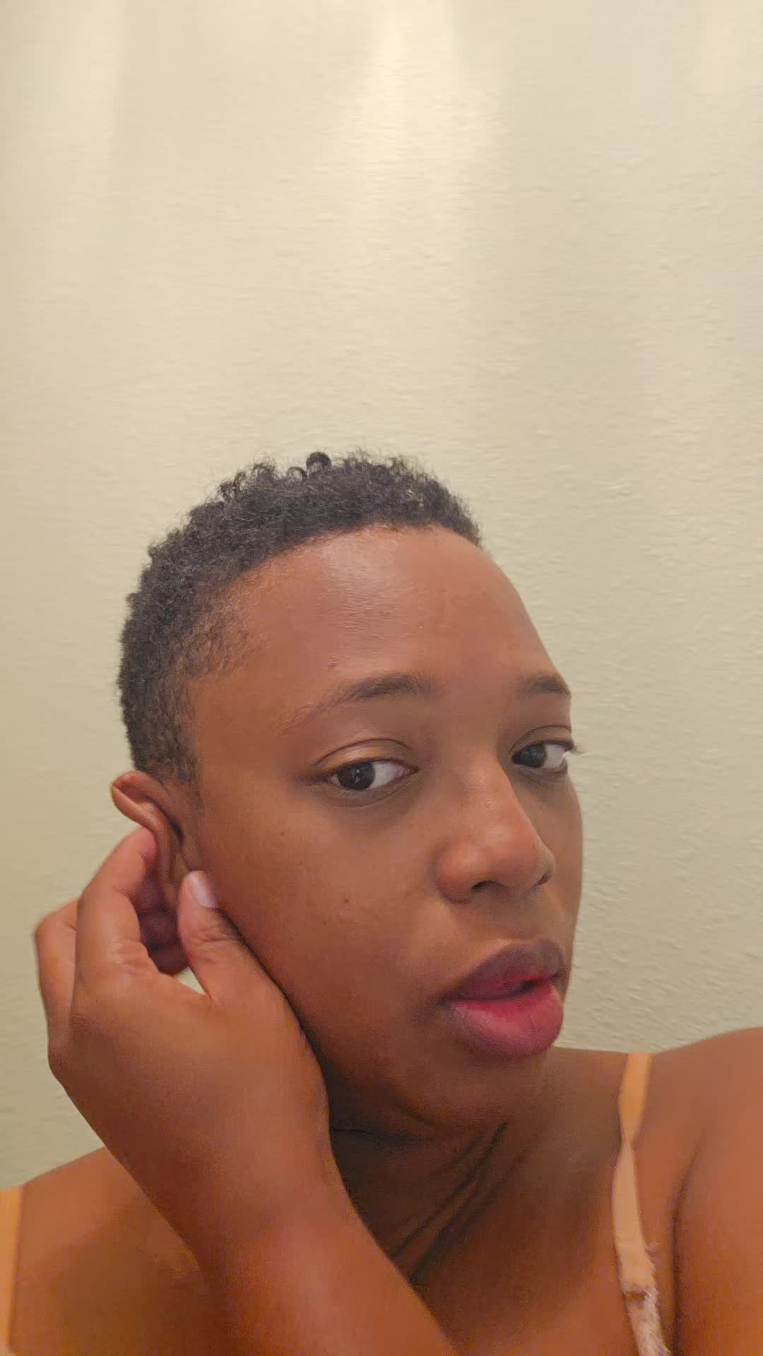@Bee_OuttaPocket