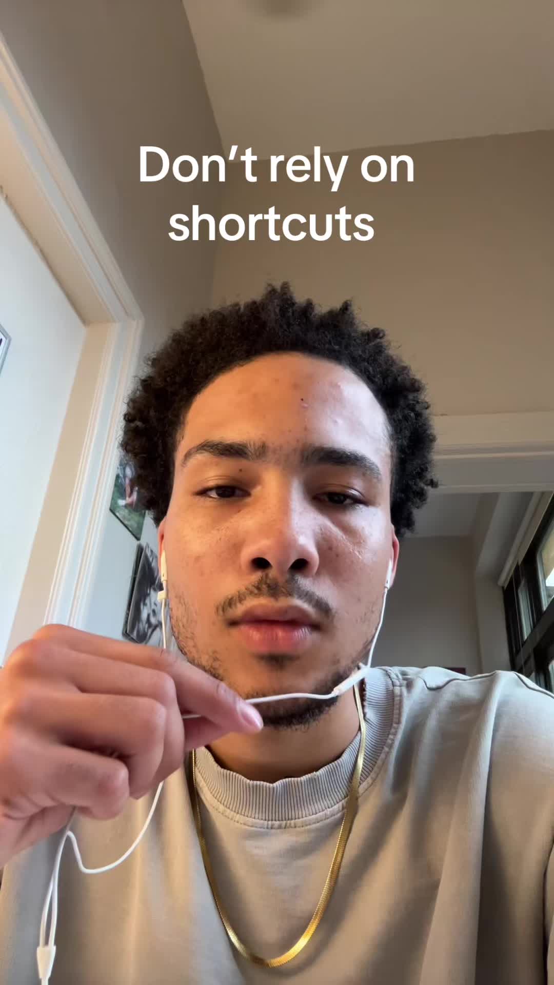 @yvesdamelaurent
