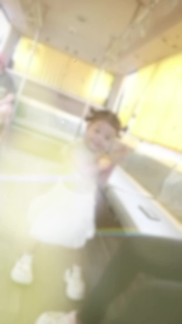 @🅀🅄🄴🄴🄽 🄽🄸🅂🅂🄰