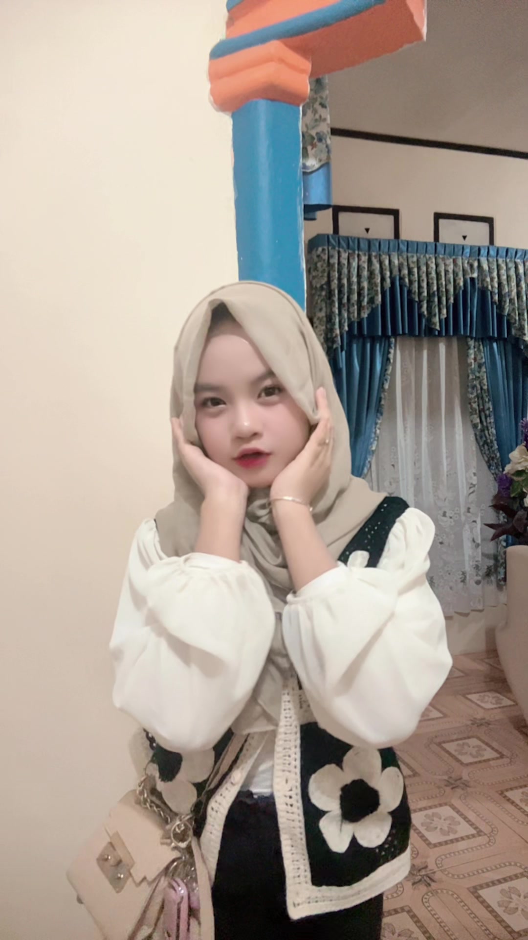 @achaaa~ajaa🧏🏻♀️