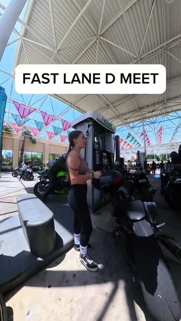 @moto_bob