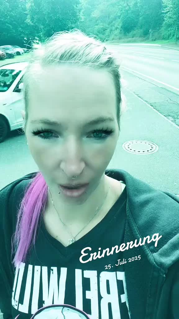@GhettoBarbie