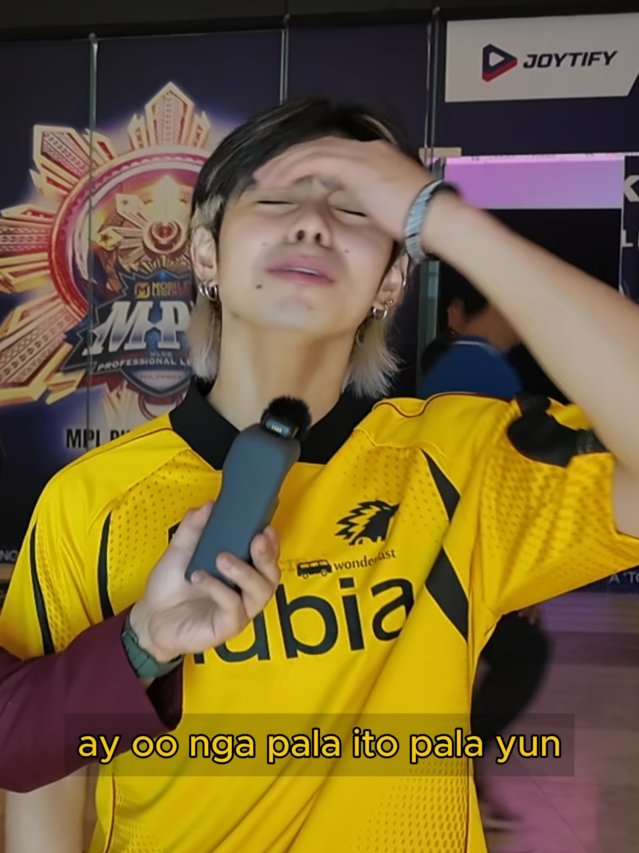 @Uomi