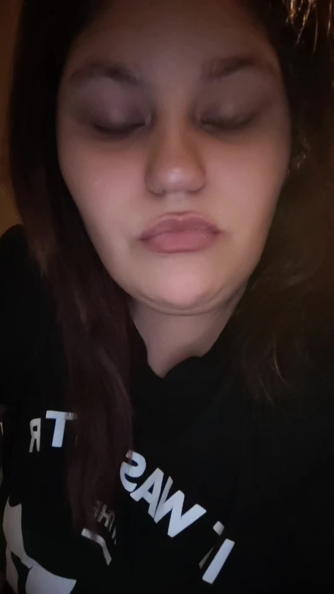 @𝑠𝑎𝑟𝑎𝑙𝑦𝑛𝑛🦆