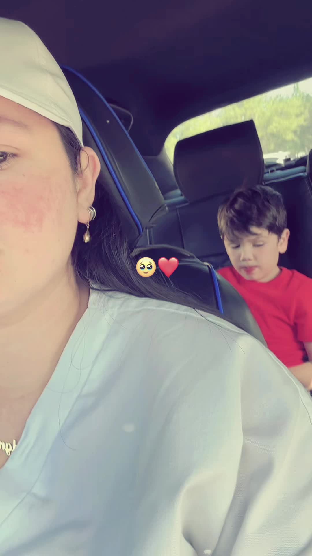 @Ealexa09