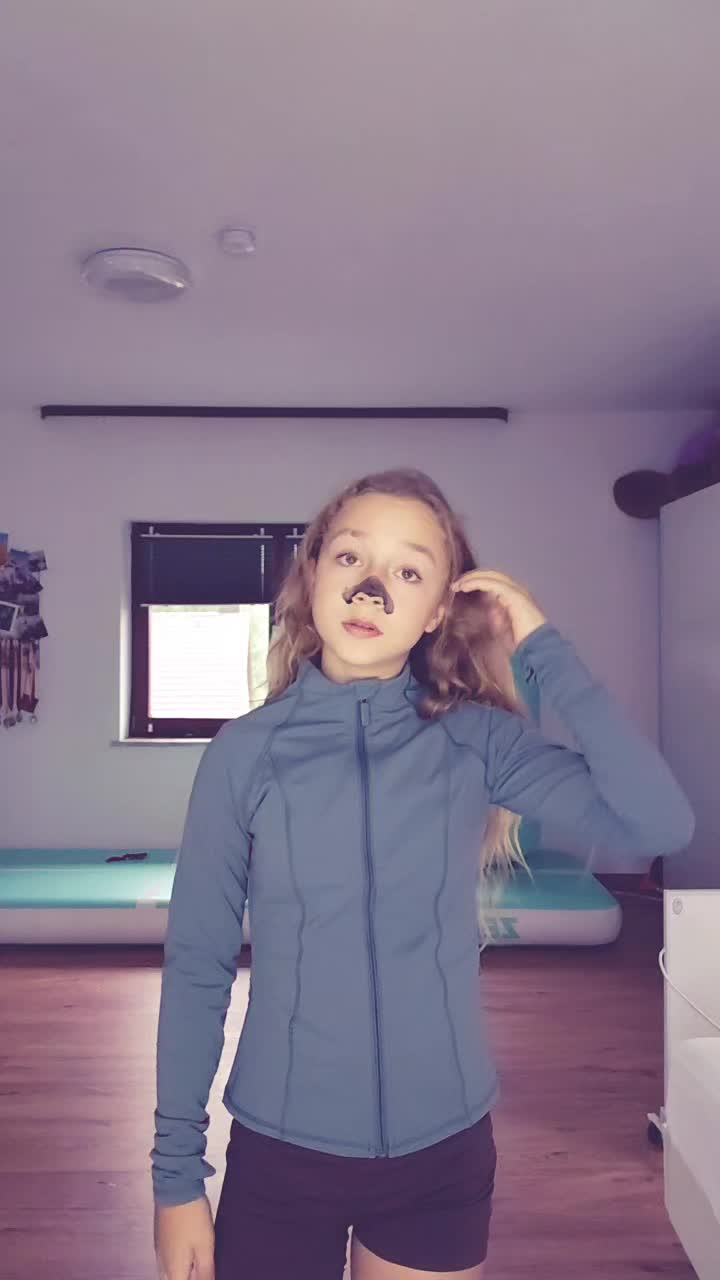 @zoeyzo