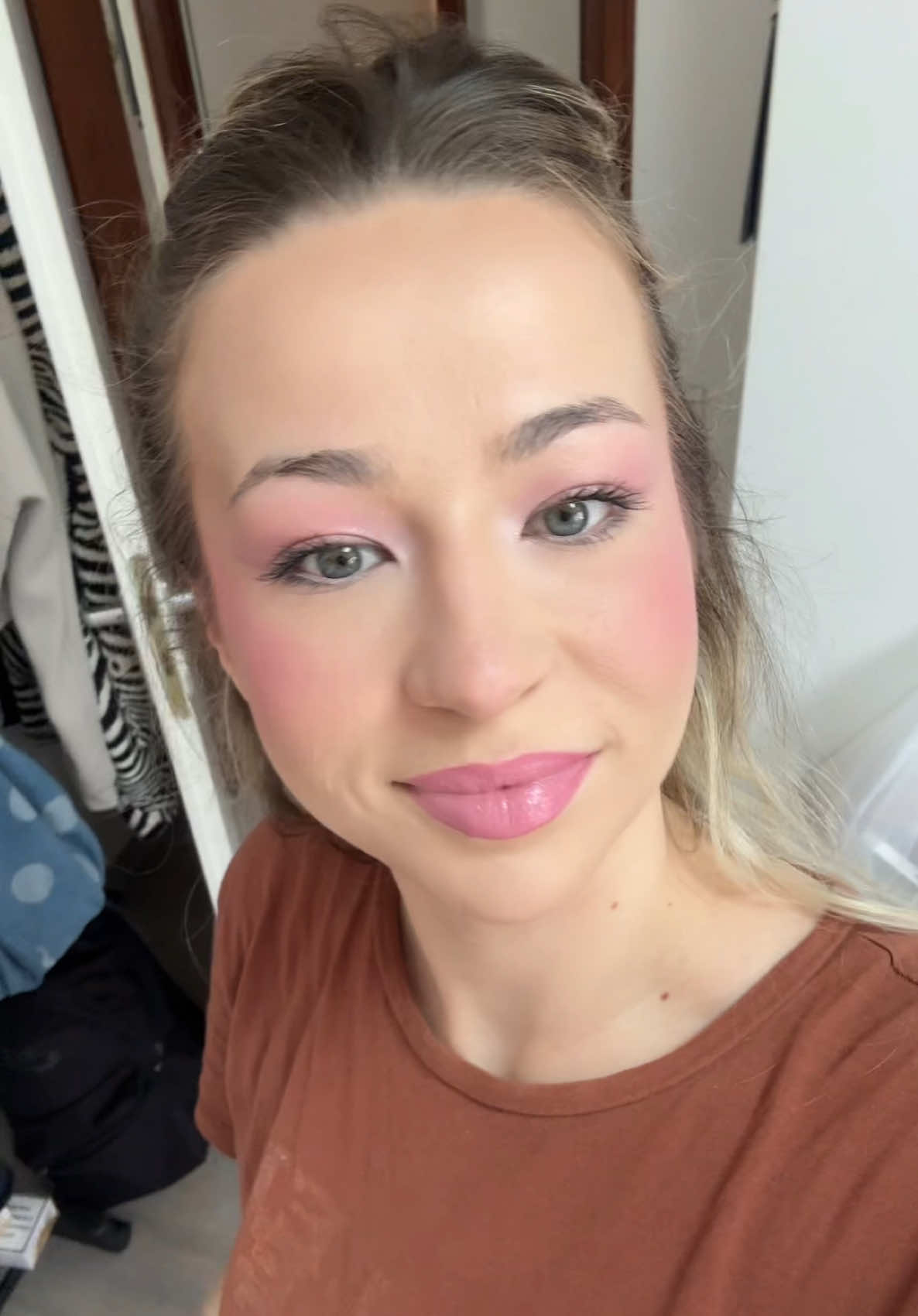 @Amiraa