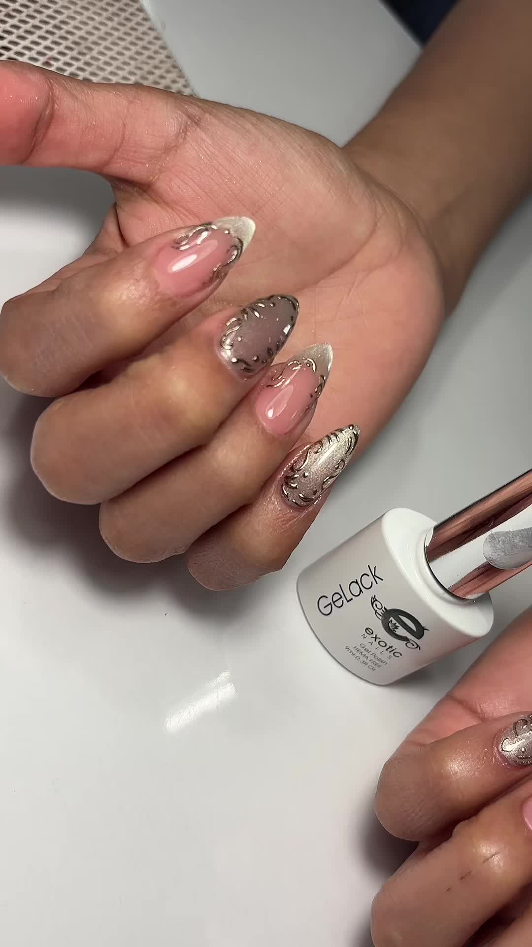 @bellaluengo.nails1