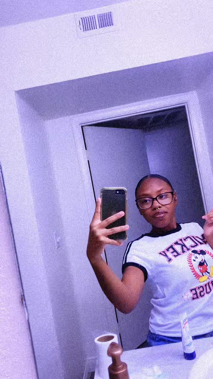 @1.prettybrownskin1