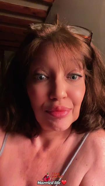 @Just me Angie💙💛🌺 🐾👩🏻🍳X