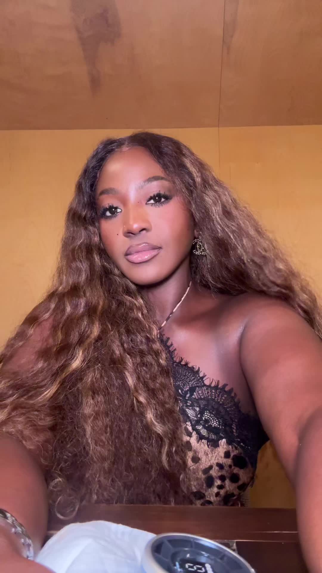 @Ewaistheone