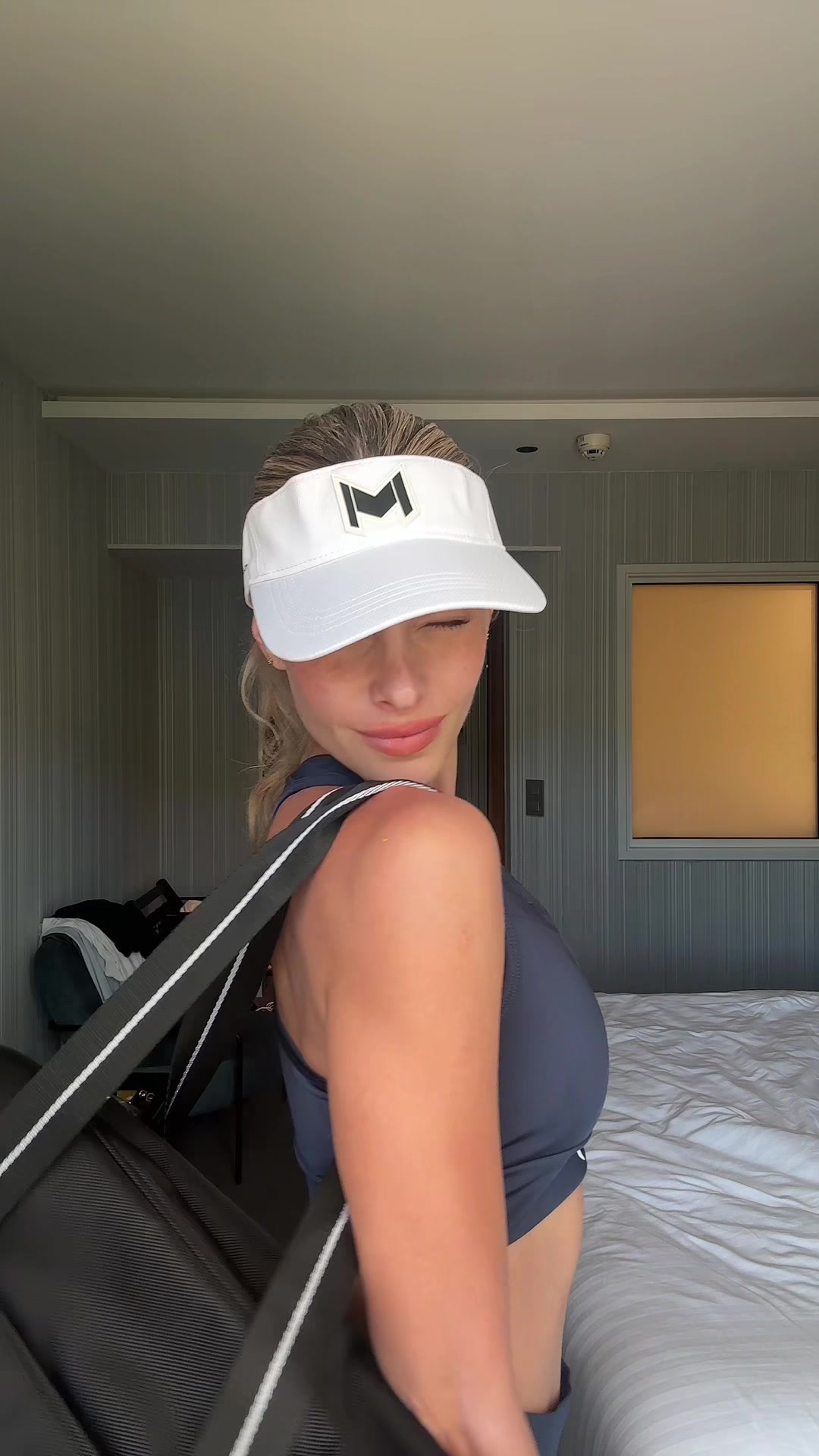 @AnnaMaria