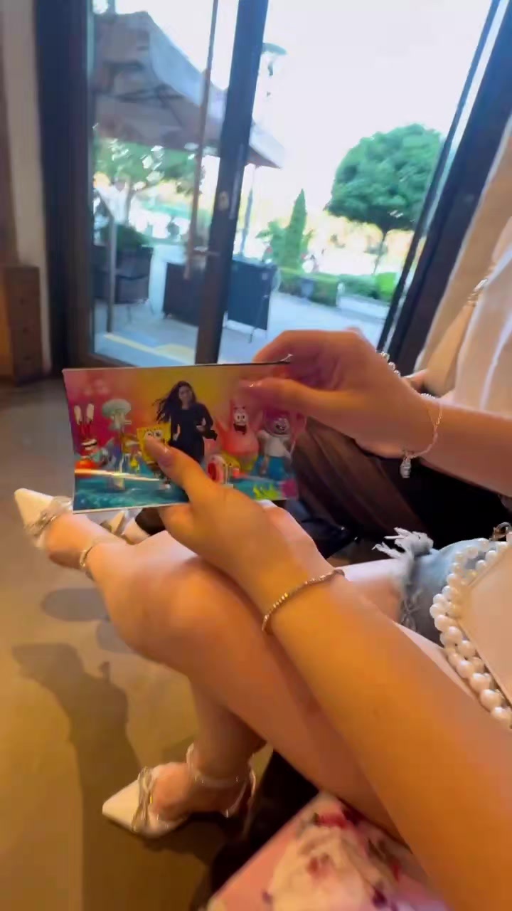 @y