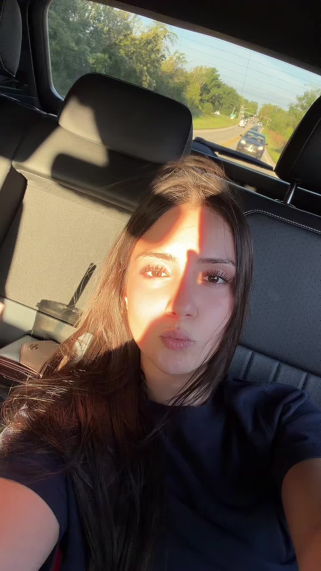 @sativadivalyfe