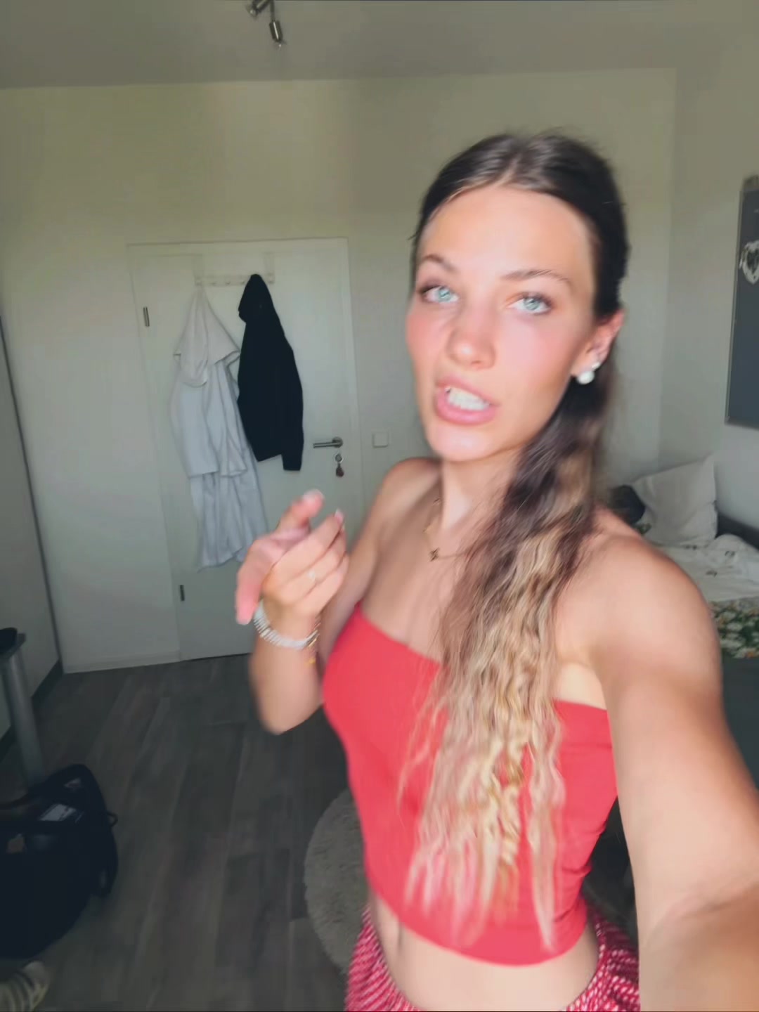 @nölliii 🍯