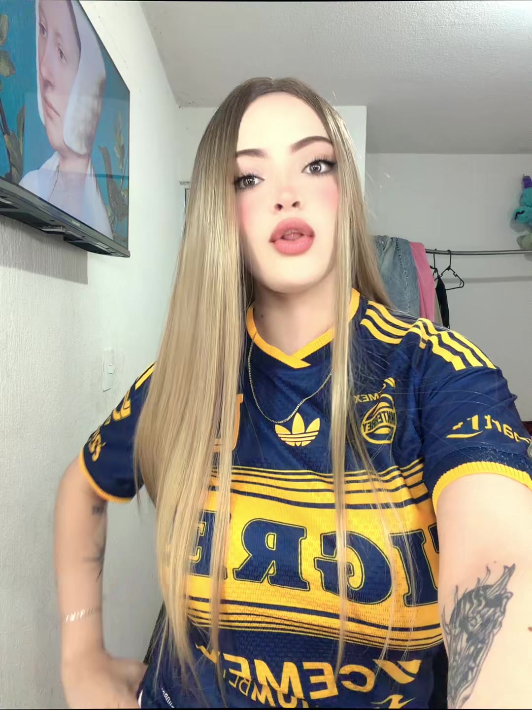 @Valery González