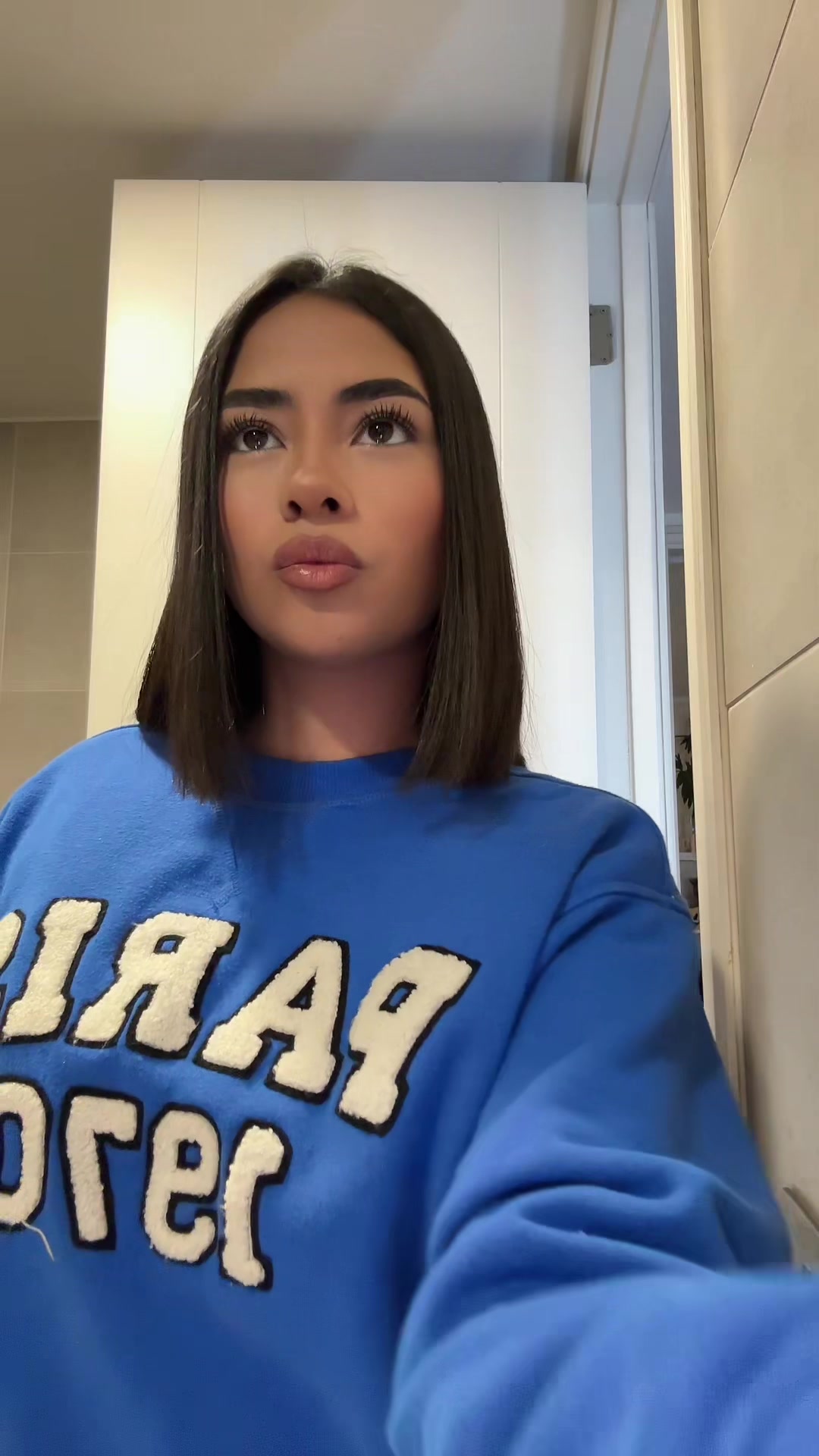 @𝒴𝒶𝓃𝓀𝒶.