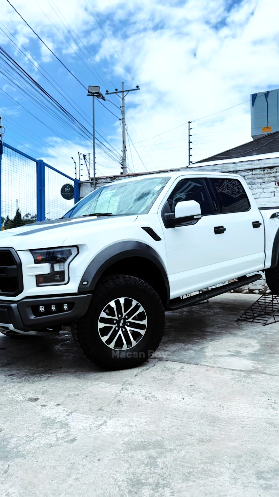 @AustroAuto