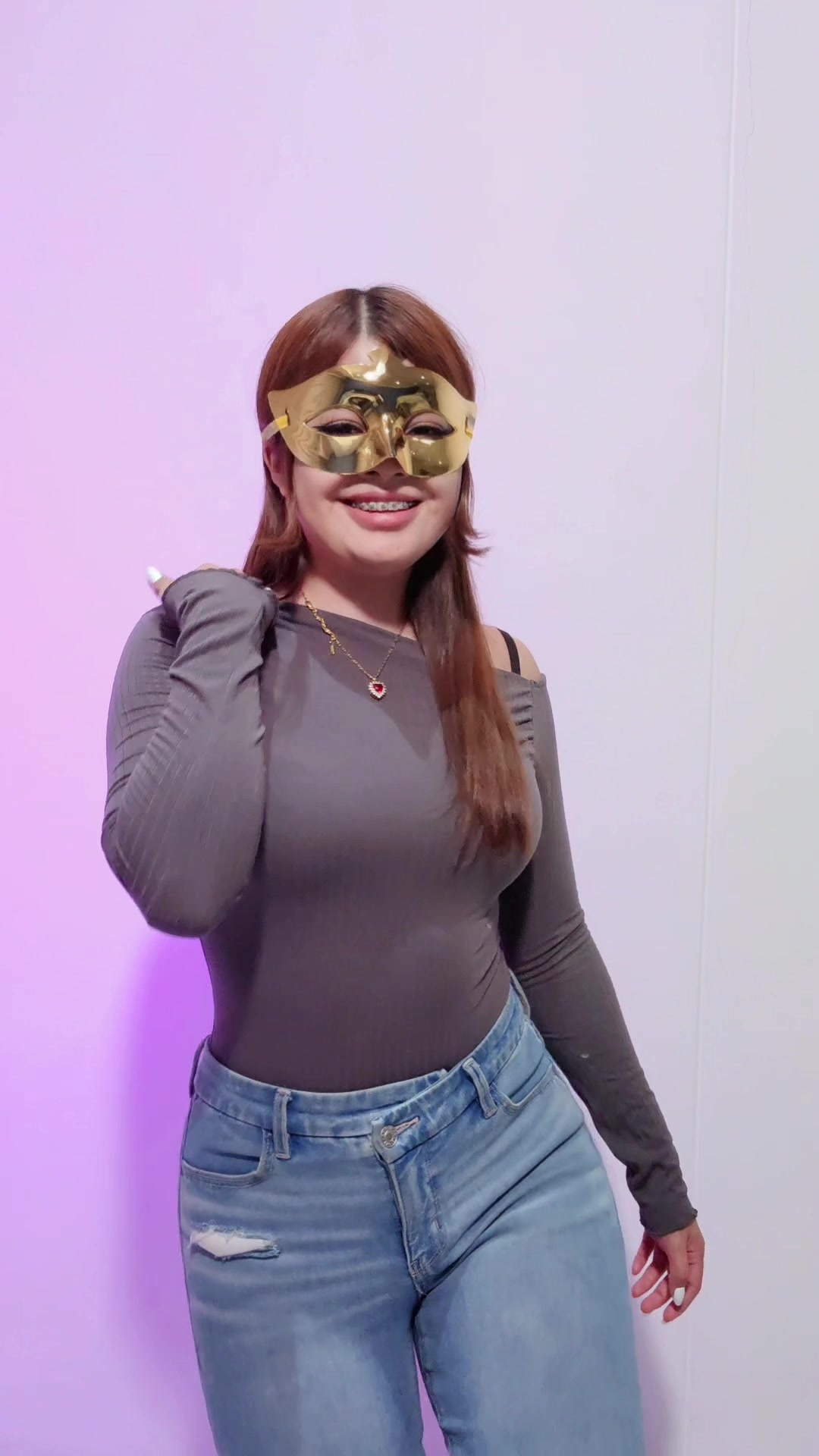 Ashley loo (@ashleyloomx) - Urlebird