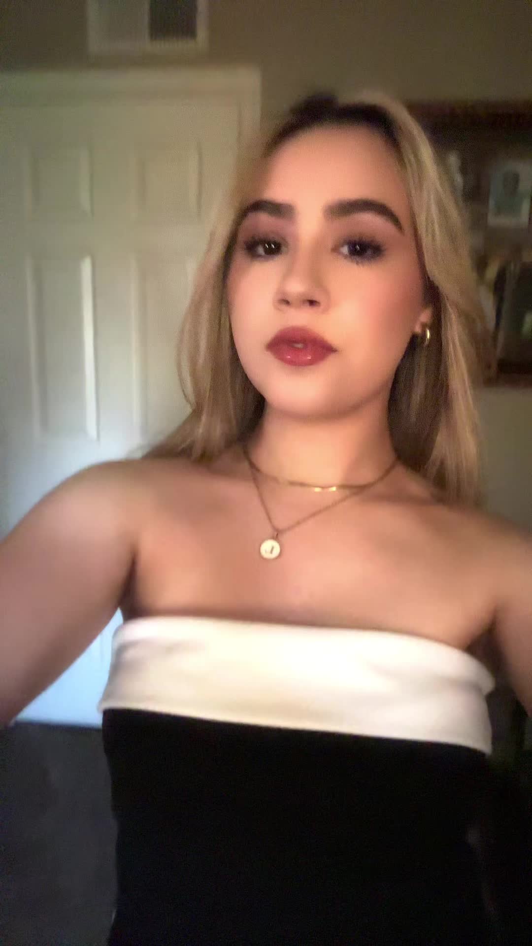@Sofhia