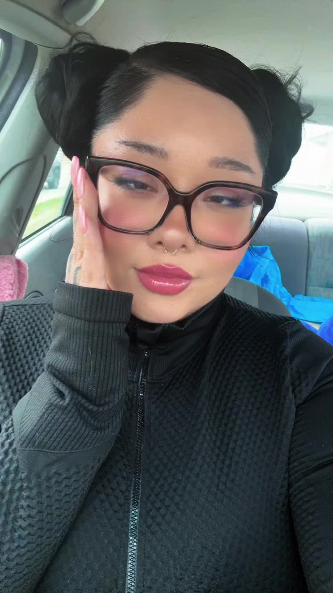 @Its_Essa.p
