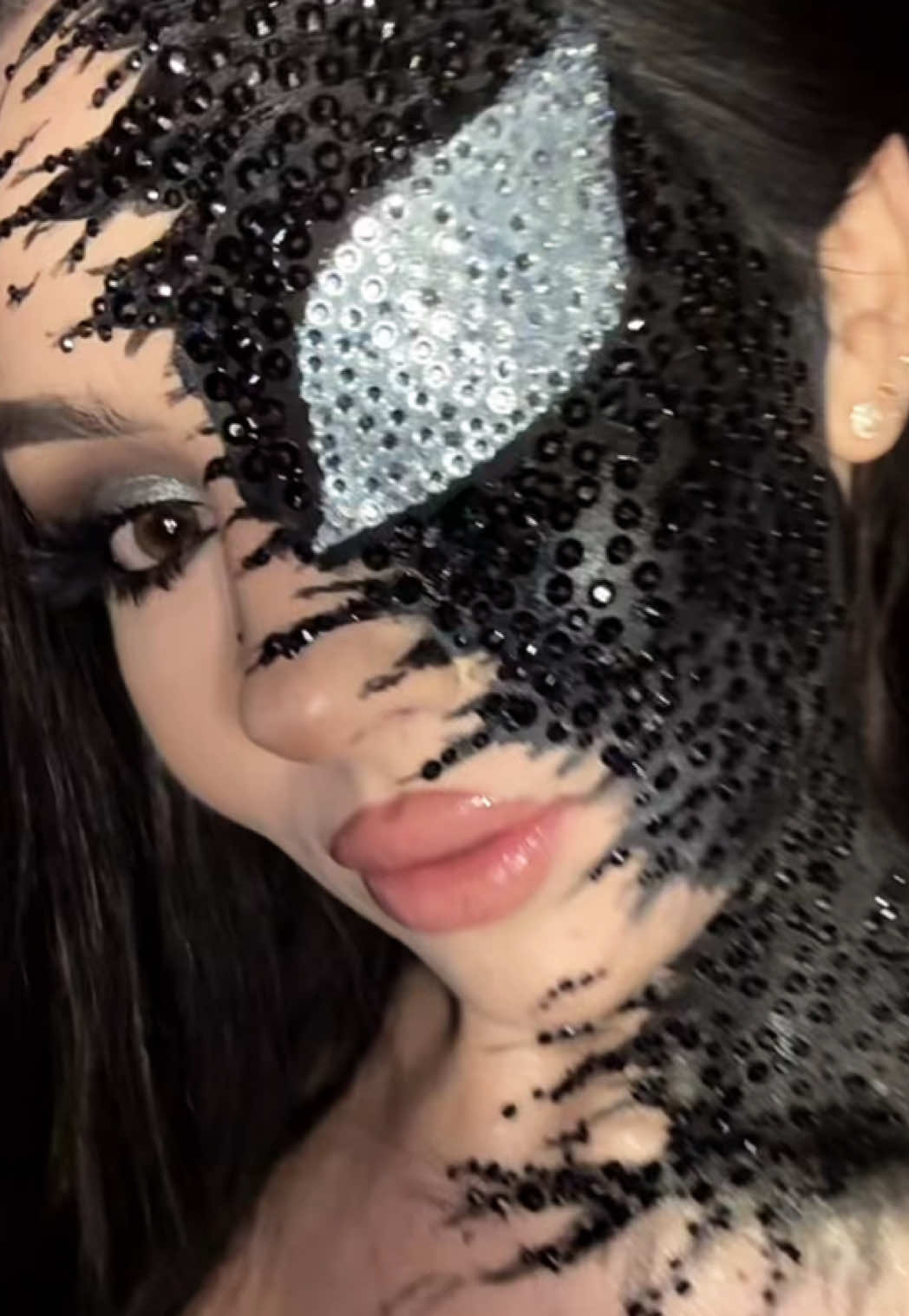 @KORSAK_MUA