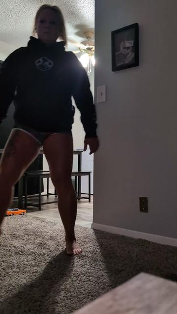 @Muscle Mommy