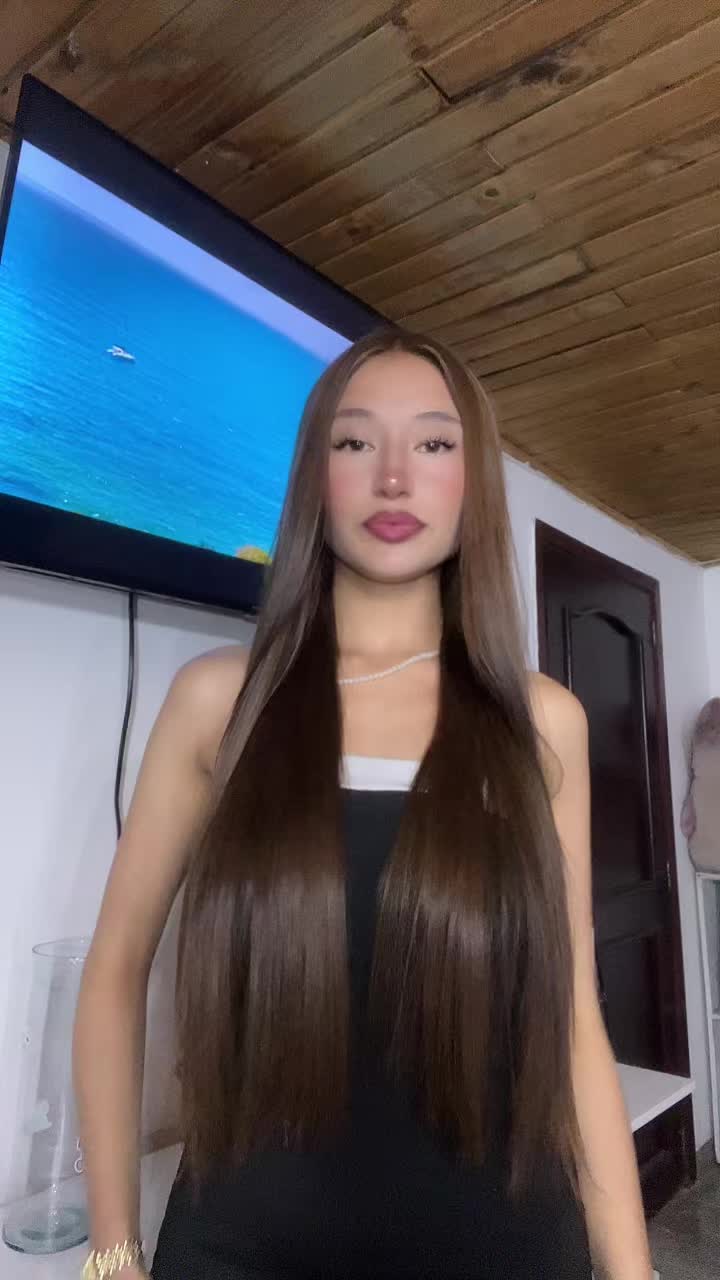 @𝐀𝐧𝐠𝐢𝐞 𝐕𝐚𝐧𝐞𝐬𝐚 ✨
