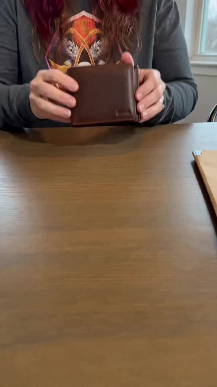 @DeannaCastroCaveatVenditor
