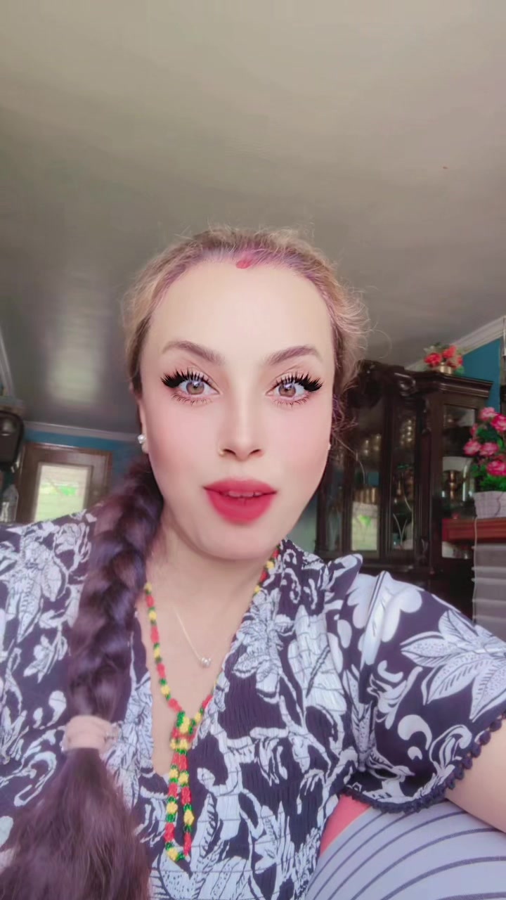 @Devi 🌸