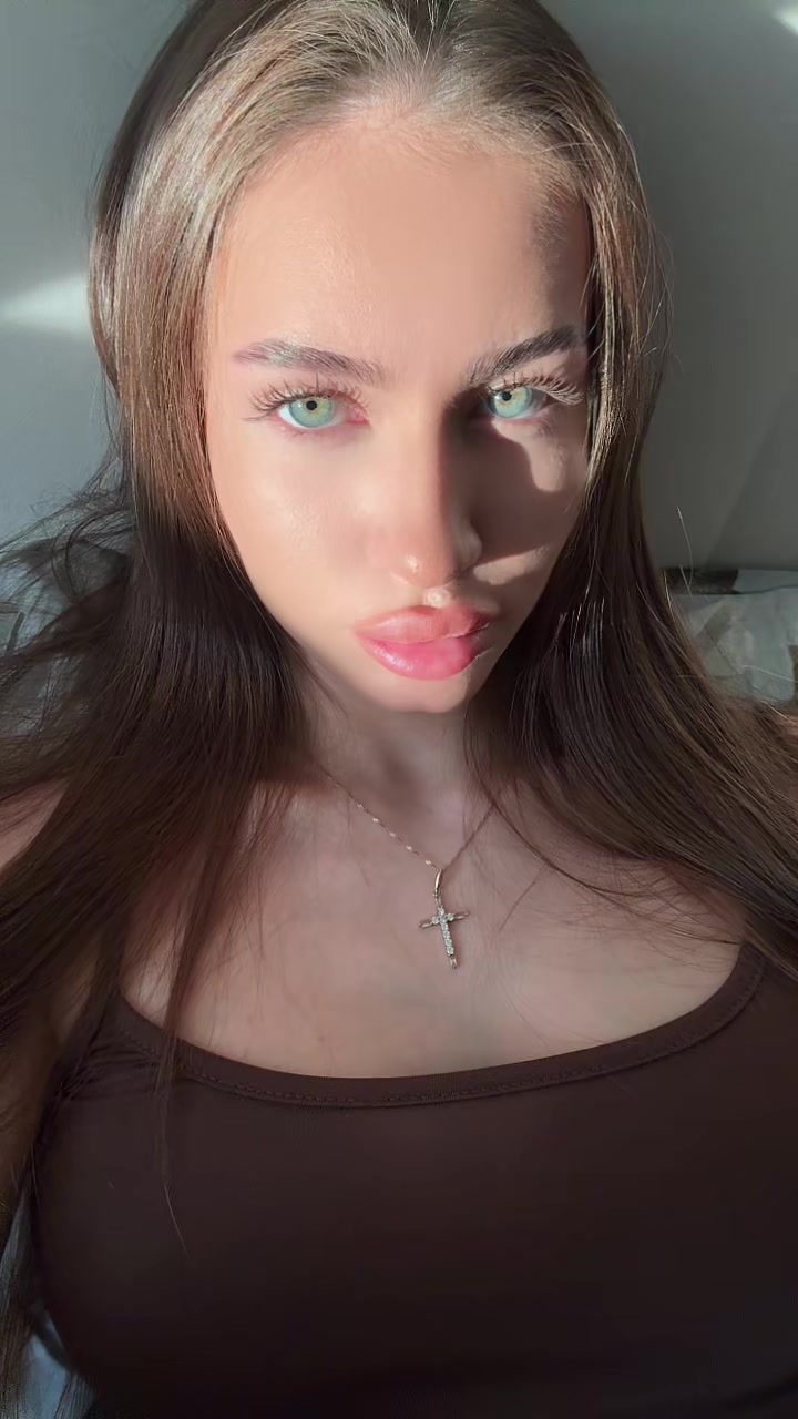 @glosslips