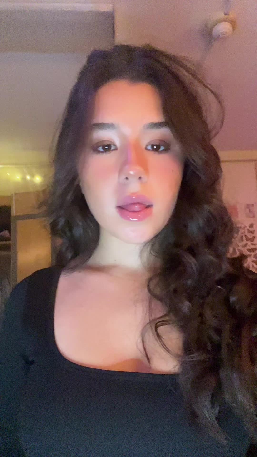 @Ariana🫧🌸🥂🍒