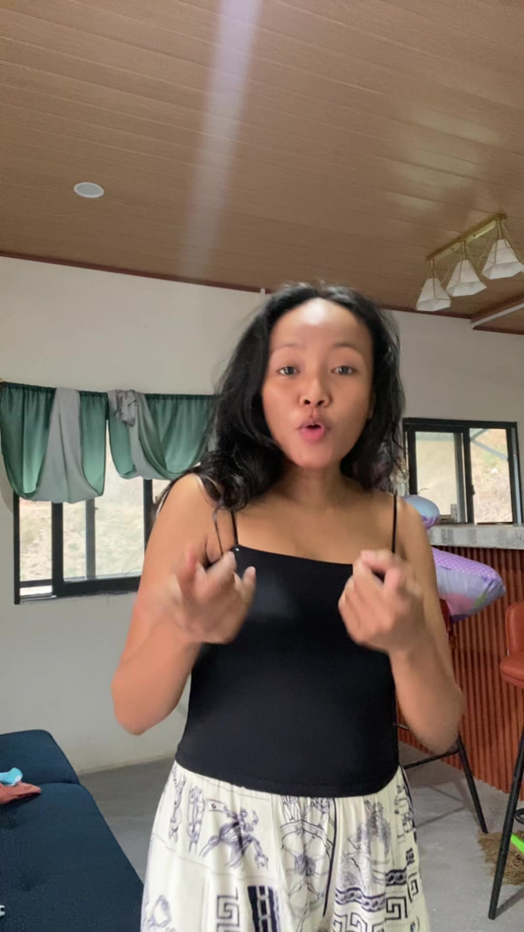 @ViviLau