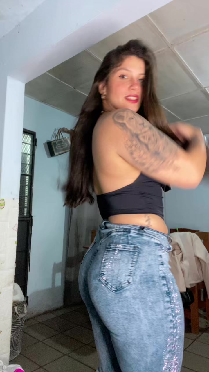 @Correa correa🍓💙❣️✨