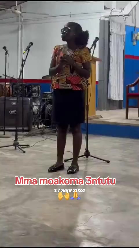 @Nana Yaa Papabi