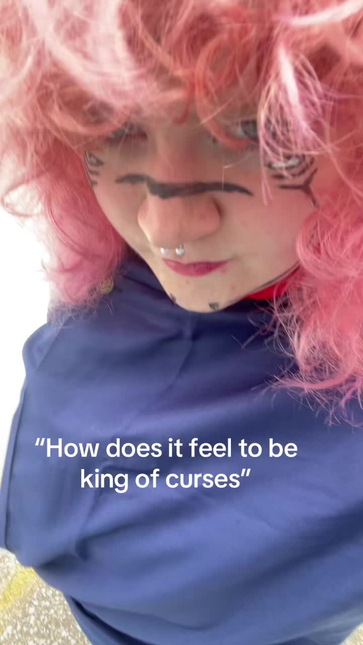 @𝓕𝓾𝔃𝔃𝔂 <3