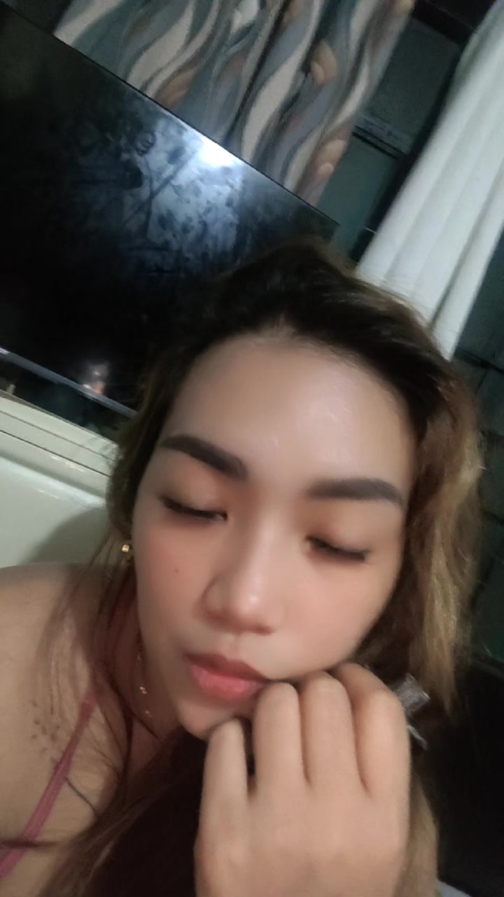 @Kyrieanika Dela Paz