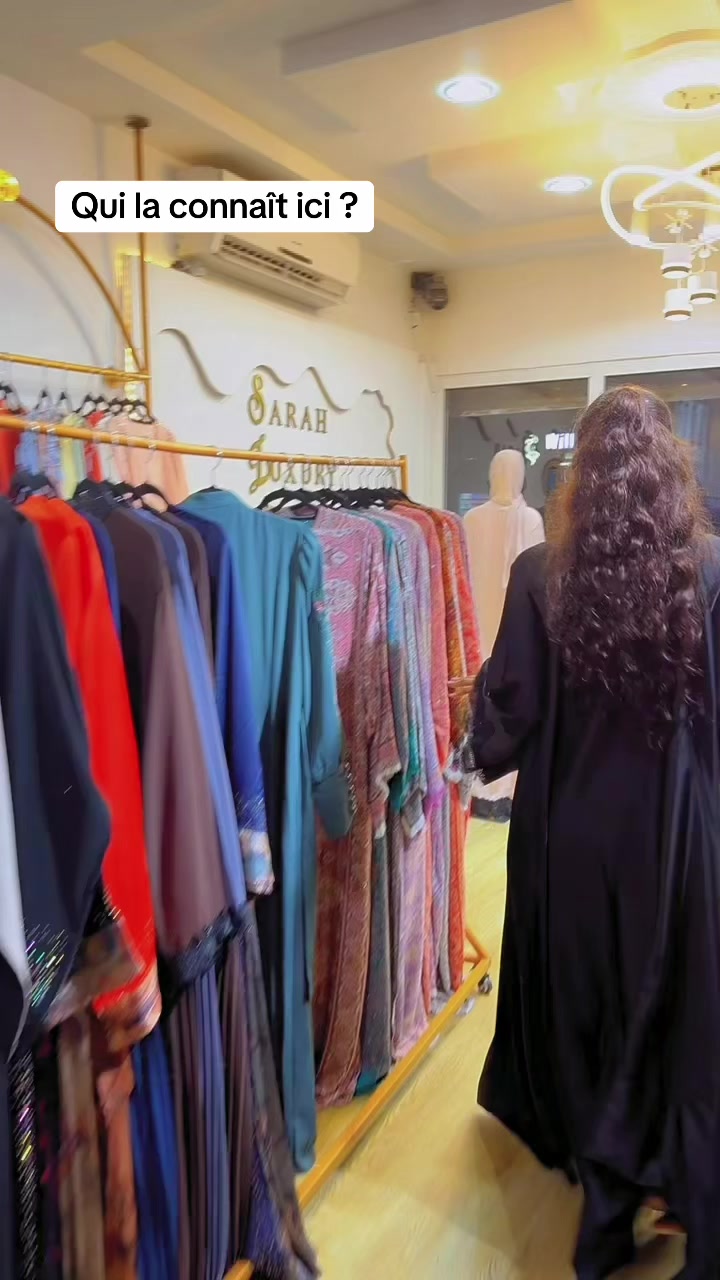 @Sarah-luxury-abaya ♊