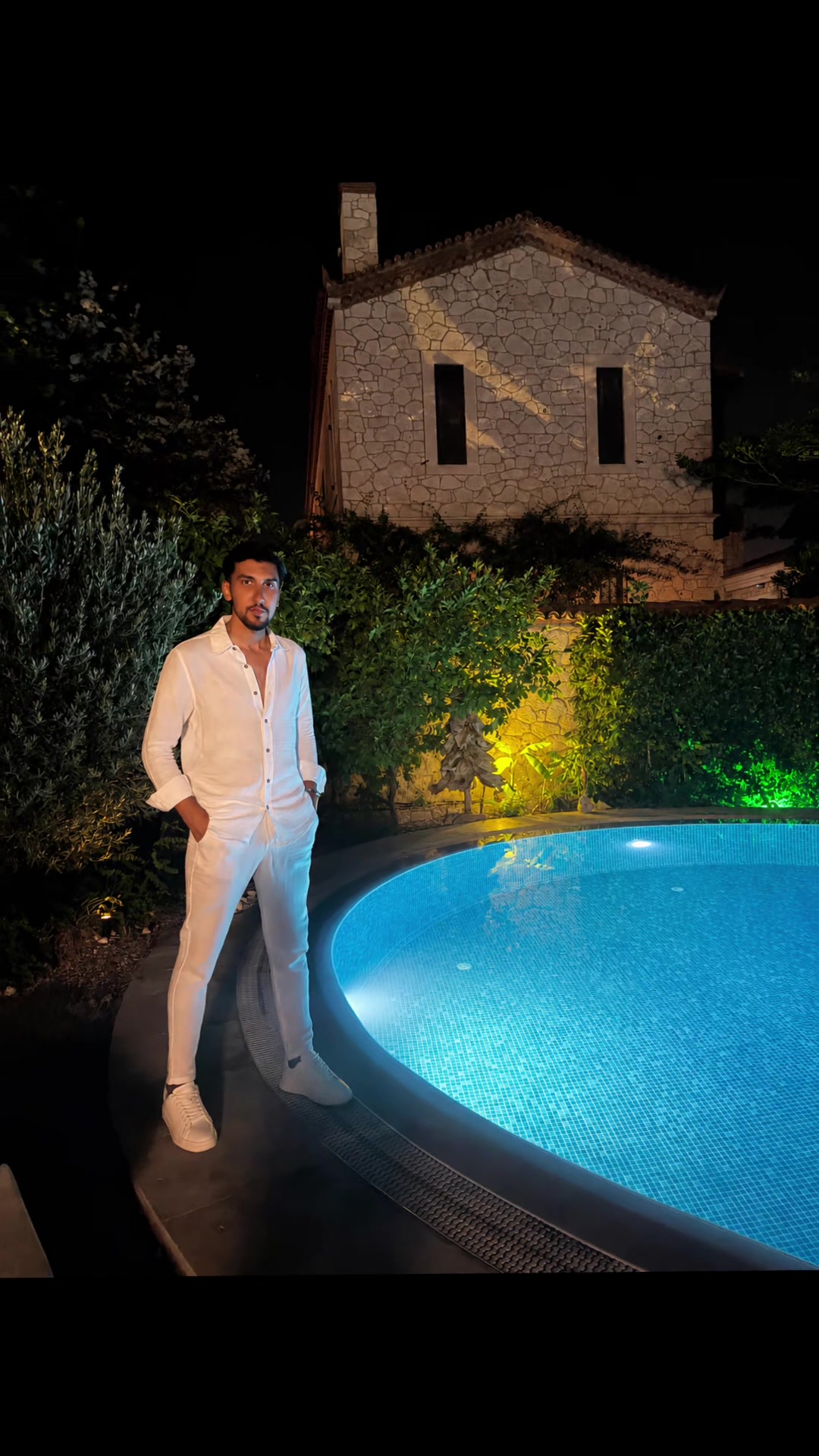 @𝐸mir Öz