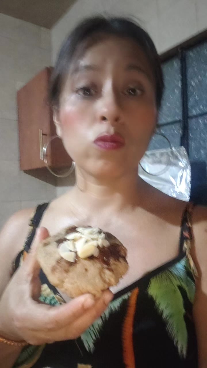 @Yessi Moon