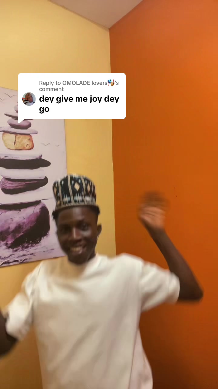@_devibe 🪖