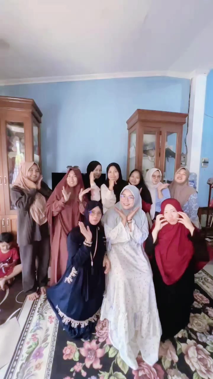 @evaazizah