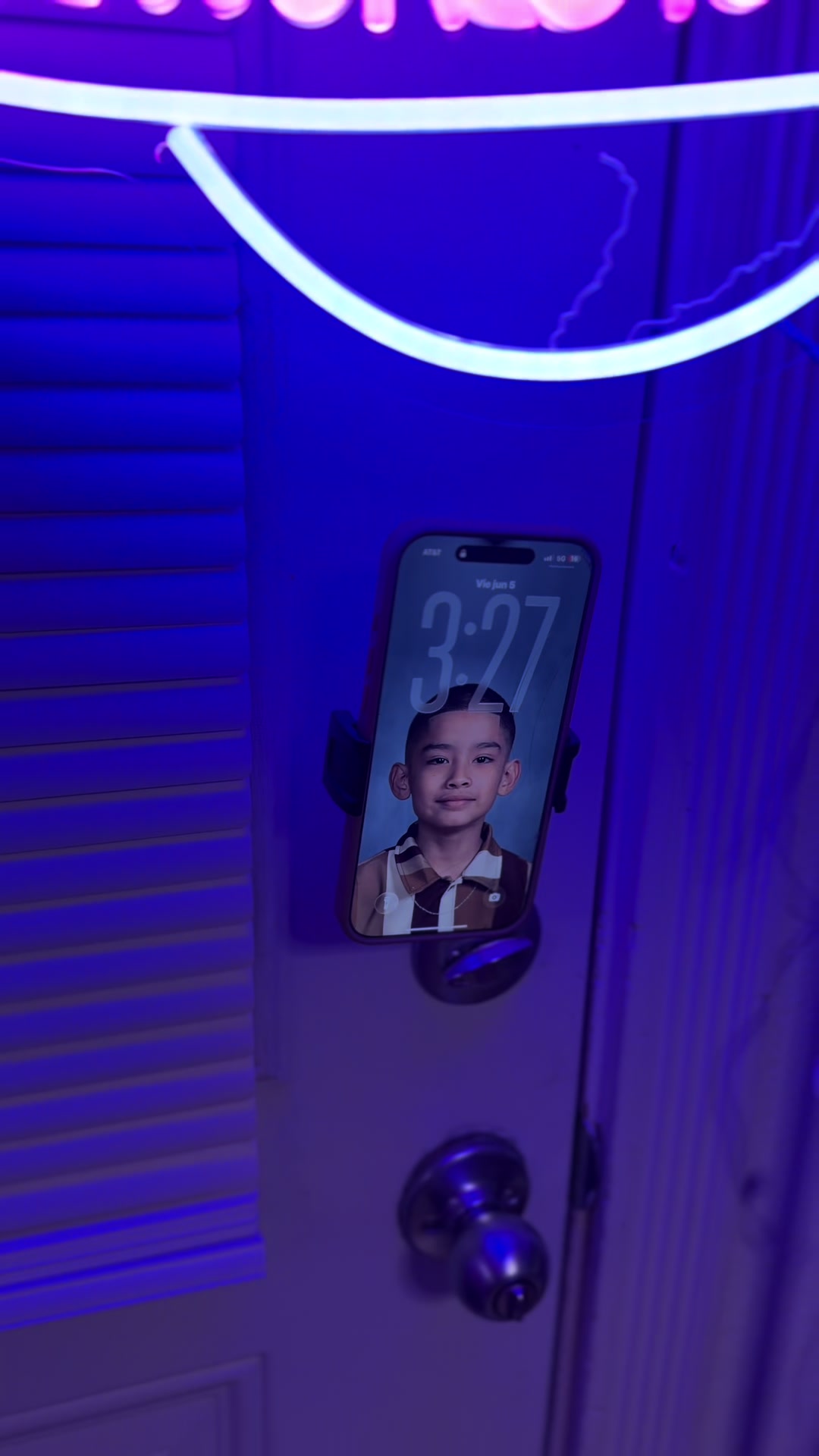 @Jisai Barber