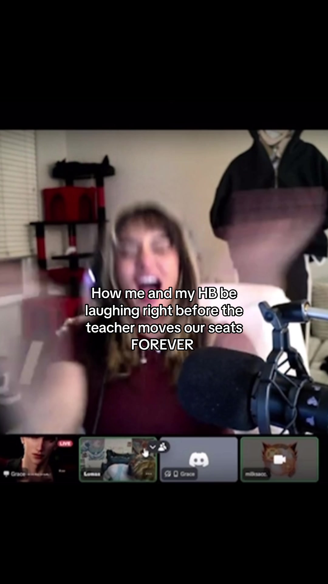 @ellysaxbakugo